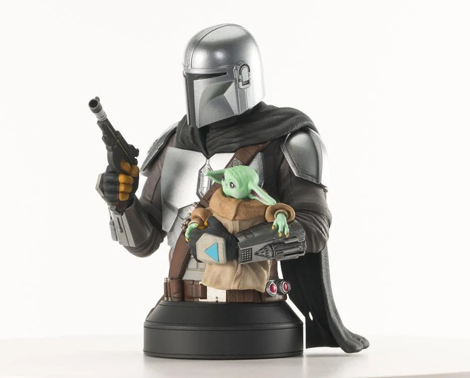 Star Wars: The Mandalorian With Grogu 1/6 Scale Bust