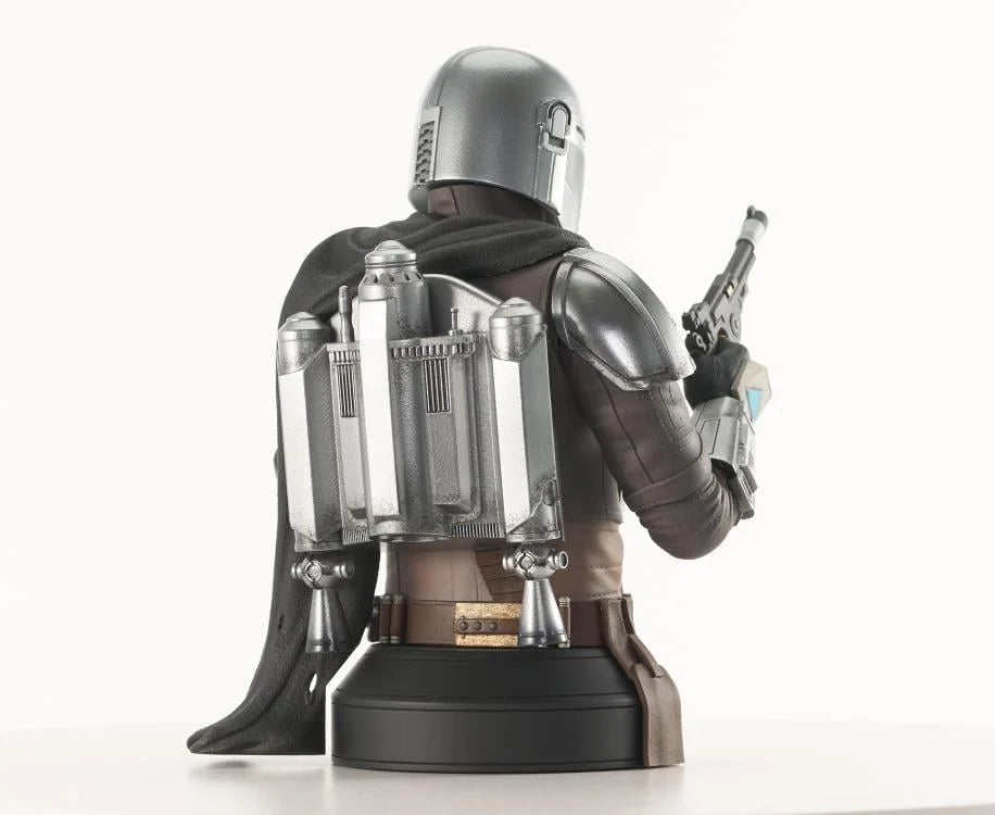 Star Wars: The Mandalorian With Grogu 1/6 Scale Bust
