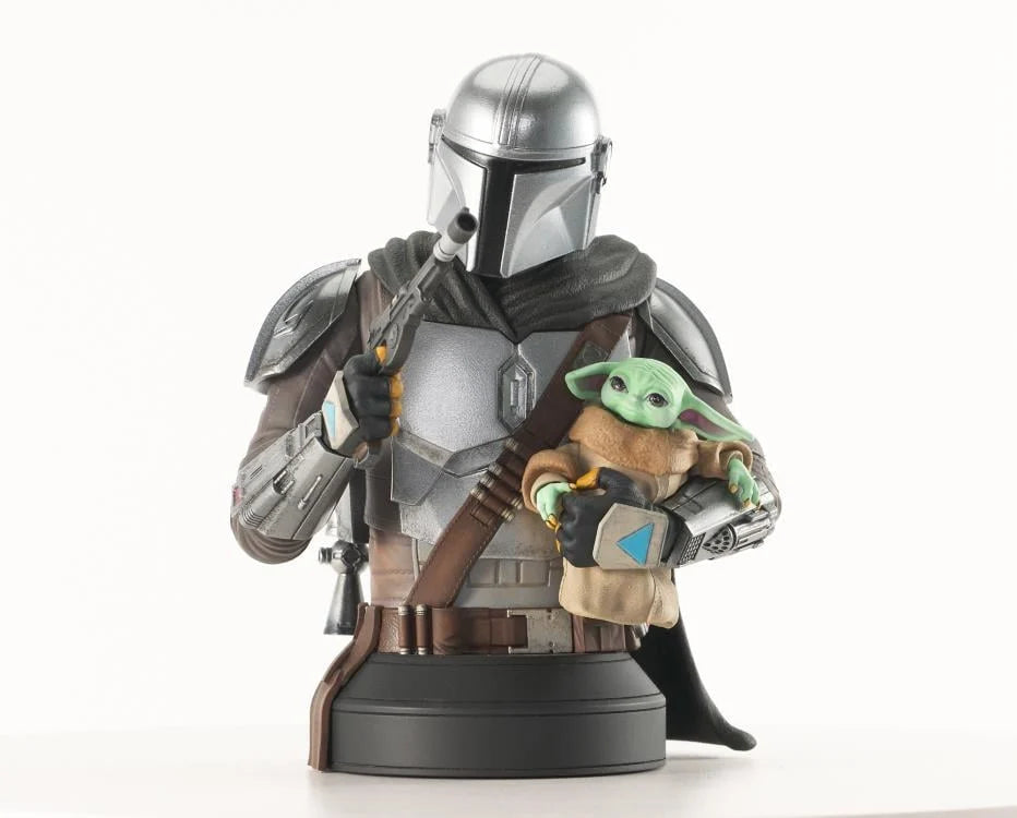 Star Wars: The Mandalorian With Grogu 1/6 Scale Bust